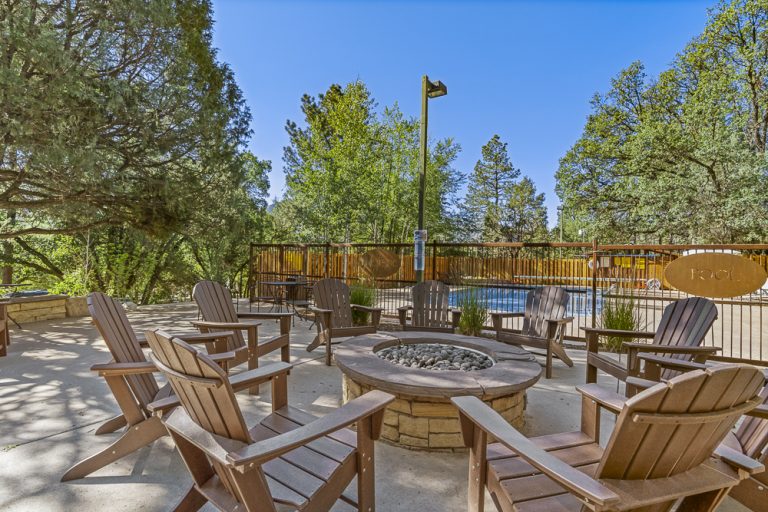 JW Destinations Resort at Durango Riverside RV, Camping